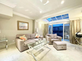 Mayfair 2 Bedroom With Large Private Terrace